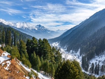 Best-Places-to-Visit-in-Kashmir-2